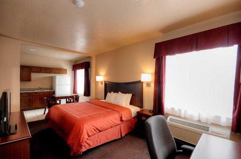 Baymont By Wyndham Clute Lake Jackson Quarto foto